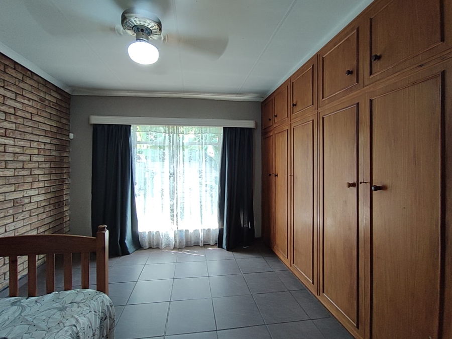 4 Bedroom Property for Sale in Lourenspark North West